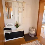 Gaestehaus Gomilar Apartman