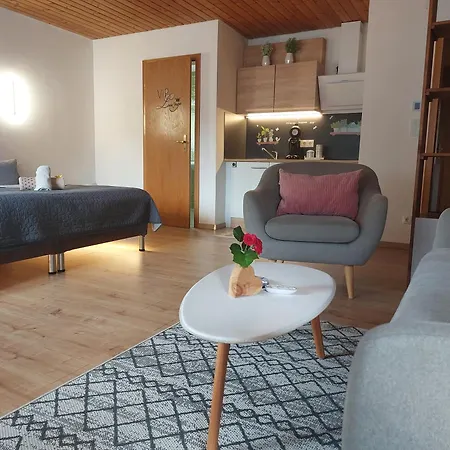 Gaestehaus Gomilar