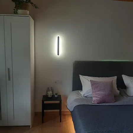 Appartement Gaestehaus Gomilar
