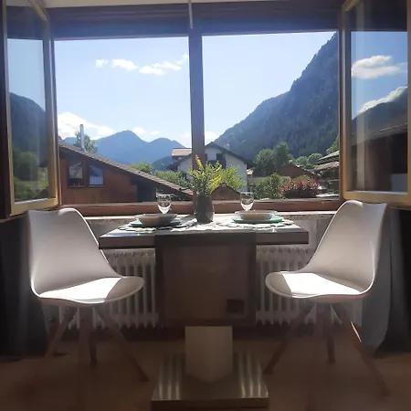 Appartement Gaestehaus Gomilar