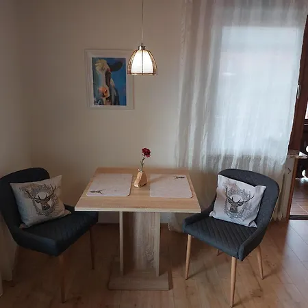 Appartement Gaestehaus Gomilar
