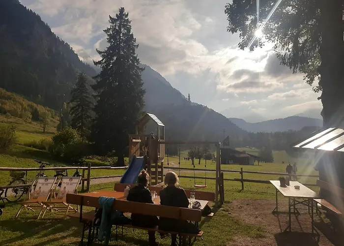 Apartament Gaestehaus Gomilar *